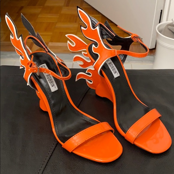 cape robbin flame heels